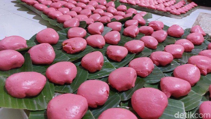 Dari Dapur Kecil di Desa Pekantingan Menjelma Kampung Kue di Cirebon