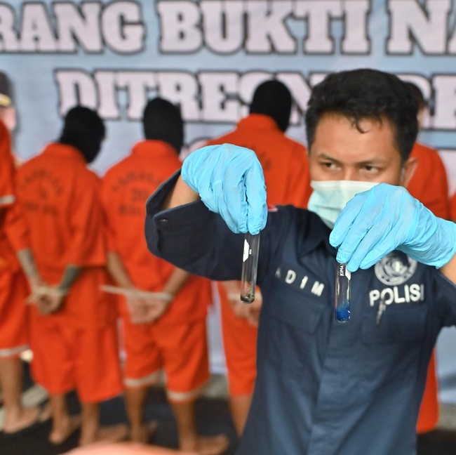 Polda Bali Musnahkan Sabu dan Ekstasi Senilai Rp4 Miliar