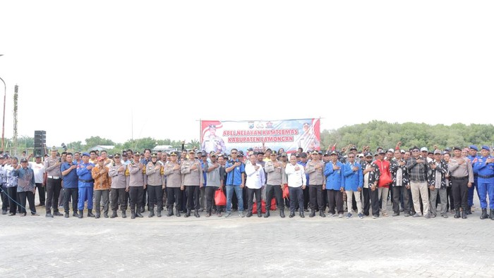 Gandeng Nelayan, Polres Lamongan Perkuat Deteksi Dini Keamanan Laut