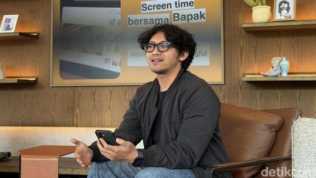 Tips Aman Memberi Gadget ke Anak Menurut Praktisi Montessori