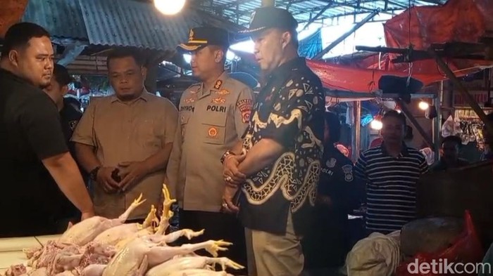 Satgas Pangan Polres Pandeglang Cek Pasar Badak, Pantau Harga Sembako
