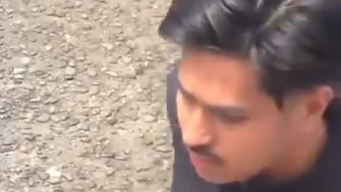 Pria di Parepare Aniaya Kurir Usai Motor Saling Bertabrakan