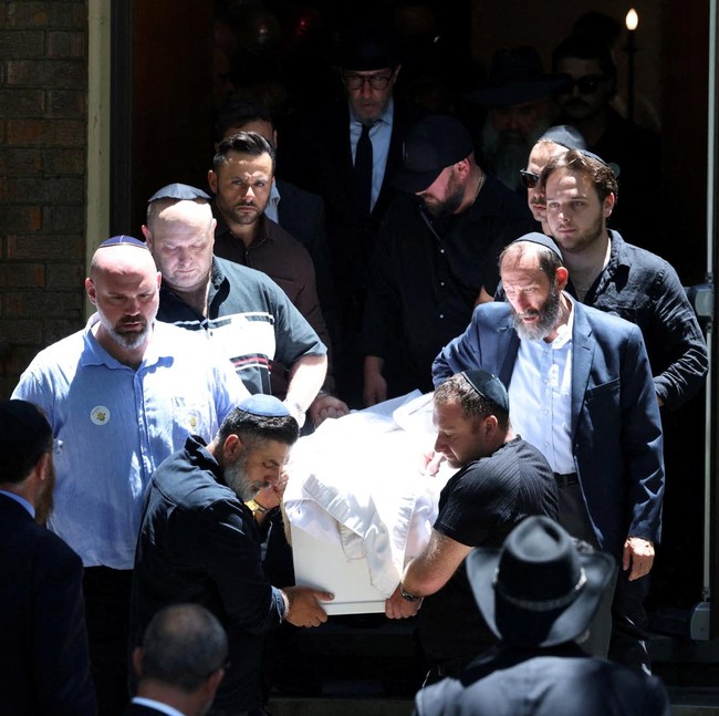 Tangis Iringi Pemakaman Matilda, Korban Termuda Penembakan Massal di Australia