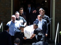 Tangis Iringi Pemakaman Matilda, Korban Termuda Penembakan Massal di Australia