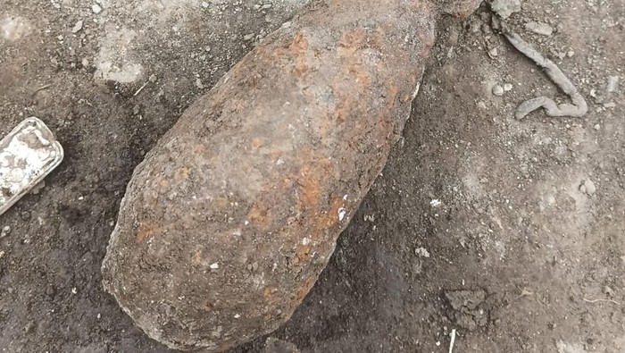 Geger Temuan Mortir di Kebun Warga KBB, Diduga Sisa Masa Penjajahan