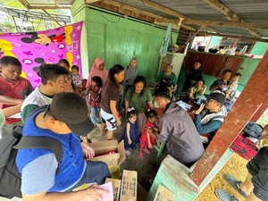 Tim Medis UMI Layani Balita-Lansia Korban Longsor di Sibolga Sumut
