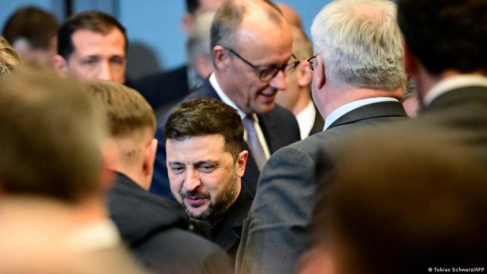 Uni Eropa Bahas Penggunaan Aset Rusia untuk Danai Ukraina