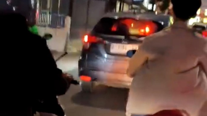 Sopir Panik Diteriaki Tabrak Lari Jadi Kejaran Warga di Bandung