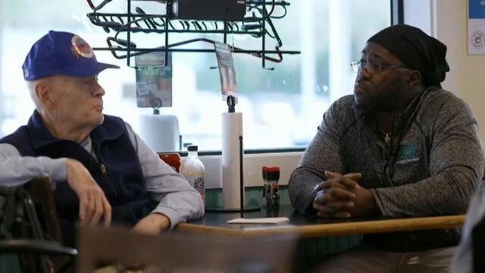 Aksi Tanggap Chef Ini Selamatkan Nyawa Pelanggan Setia