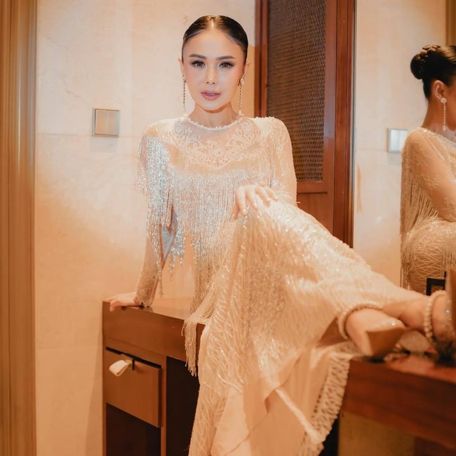 Yuni Shara Diserang Berita Hoax