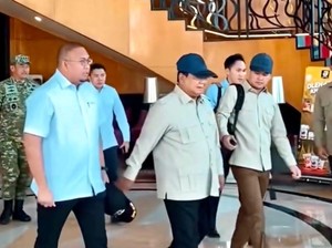 Andre Rosiade Dampingi Prabowo, Pastikan Hunian-Infrastruktur Sumbar Tuntas