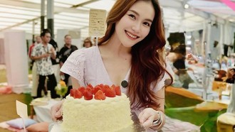 Ini Aksi Ayu Ting Ting saat Masak dan Kulineran Seru