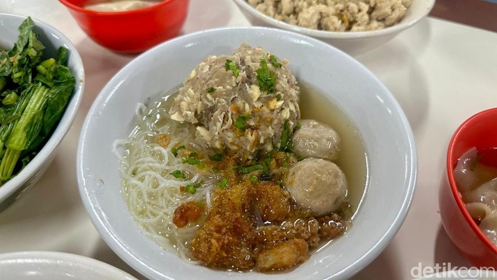 Bakso Tujuh Pemuda