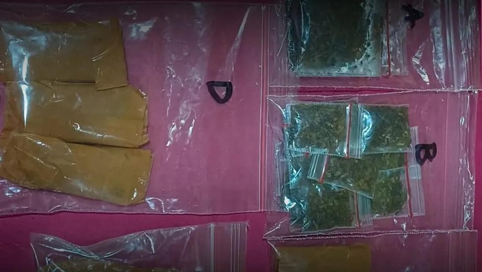 2 Pengedar Narkoba Ditangkap di Jakbar, 40,23 Gram Tembakau Gorilla Disita