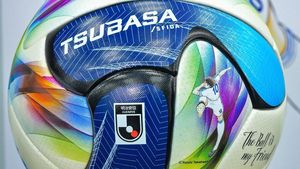 Sugoi! Kapten Tsubasa Muncul di Bola Liga Jepang
