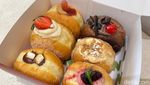 Cocok Jadi Hampers Natal, Bakery Ini Punya Bomboloni hingga Donat Mochi Enak
