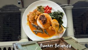 Video: Begini Sensasi Makan di RM Padang Viral dengan Bunker Belanda!