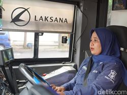 Eka Hardiyanti, Perempuan Tangguh di Balik Setir Suroboyo Bus