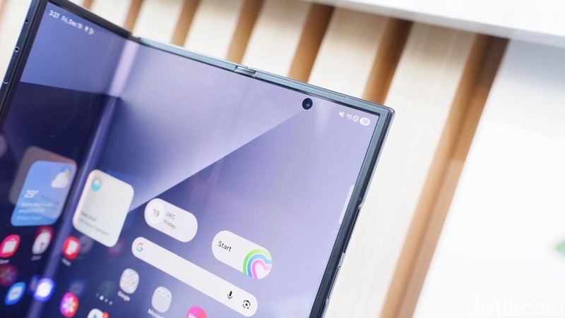 Samsung Galaxy Z TriFold