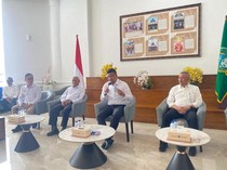 Gubsu Bobby Bantah Walkot Rico Waas Soal Bantuan UEA