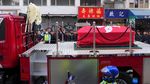 Isak Haru Iringi Pemakaman Petugas Pemadam Kebakaran Gugur di Hong Kong