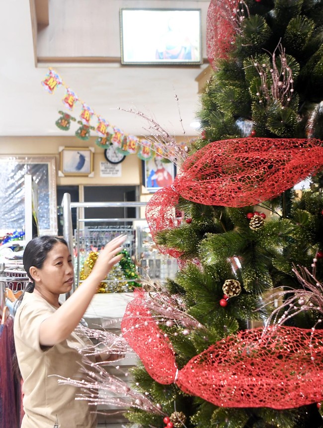Lesunya Penjualan Pernak-pernik Natal di Samarinda