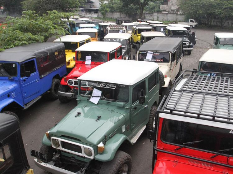 Jelang Nataru, Jip Wisata Bromo Jalani Uji Kelayakan Kendaraan