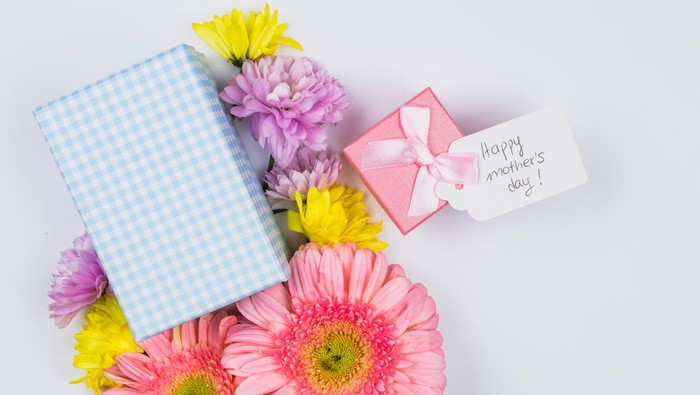 10 Rekomendasi Kado Hari Ibu yang Sederhana, Murah, dan Bermanfaat