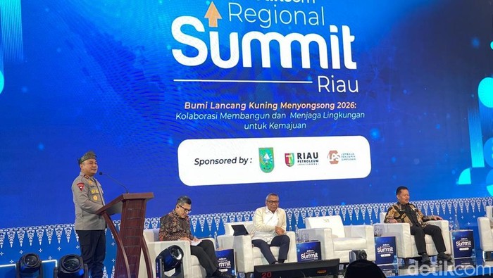 Kapolda Riau Irjen Herry Heryawan di acara detikcom Regional Summit Riau