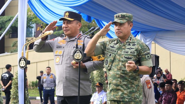 Polda Riau Gelar 31 Pos Pengamanan dan 16 Pos Pelayanan Amankan Nataru