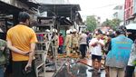 Penampakan Rumah Terbakar di Jakut Sebabkan 5 Orang Tewas