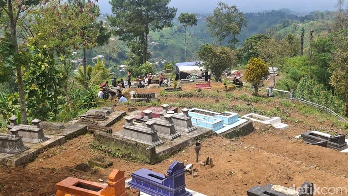 Polisi Bongkar Makam Santri Wonogiri Tewas Diduga Korban Perundungan