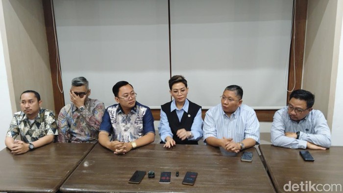 RK-Atalia Sepakat Cerai, Tegaskan Tak Ada Pihak Ketiga