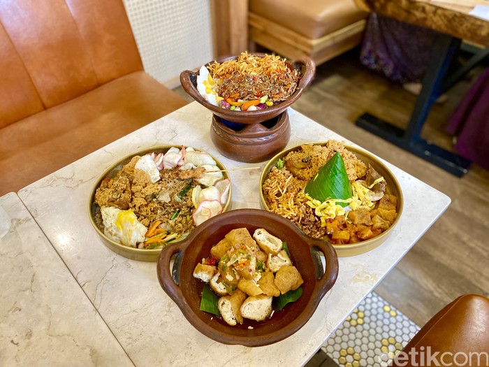 Kulineran di Tebet, Roemah Kraton Punya Nasi Campur dan Bakmi Goreng Sedap