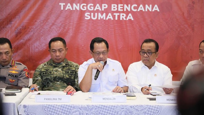 Mendagri Pastikan Kehadiran Penuh Pemerintah Tangani Bencana Sumatera