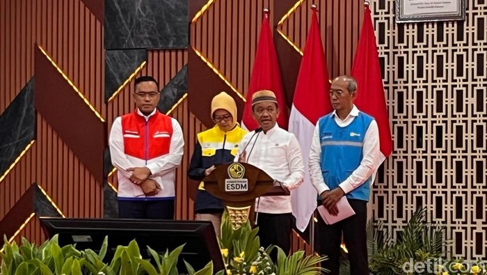 Bahlil Pastikan Stok BBM dan LPG Aman