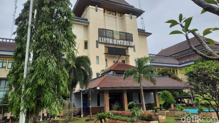 Wabup Bekasi Buka Suara Usai Bupati Ade Kuswara Terjaring OTT KPK