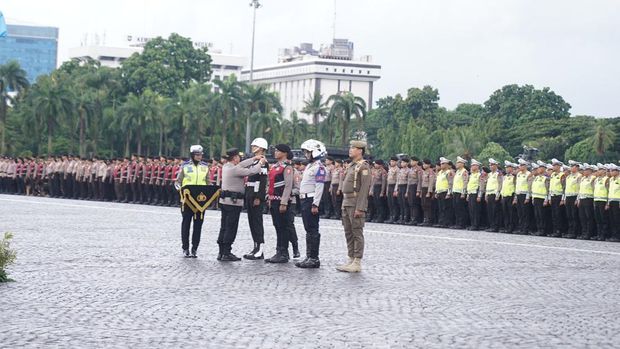 Polri gelar apel Operasi Lilin 2025 di Monas