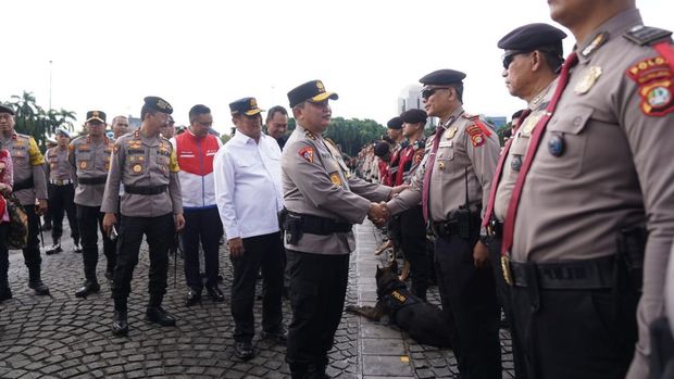 Polri gelar apel Operasi Lilin 2025 di Monas