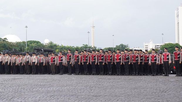 Polri gelar apel Operasi Lilin 2025 di Monas