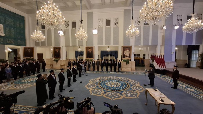 Prabowo Lantik 6 Dubes RI untuk Jepang, Korut, hingga Aljazair