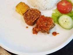 Ragam Sad Food Netizen, Beli Online yang Datang Nggak Sesuai Harapan