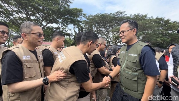 Danantara-BUMN Lepas Ribuan Relawan-Ratusan Truk Bantuan ke Aceh