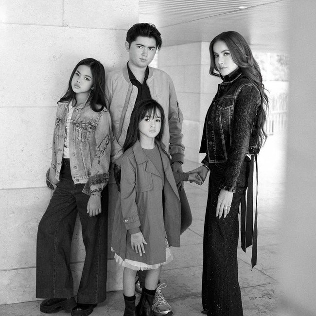 Anak Pasang Badan Buat Olla Ramlan yang Dihujat Pacari Brondong