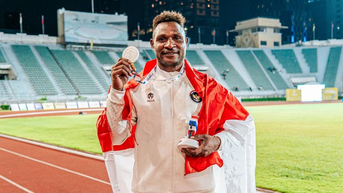 Senangnya Silafanus Ndiken Bawa Pulang Perak SEA Games 2025