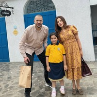 Momen Manis Tasya Farasya & Mantan Suami Ambil Rapor Anak