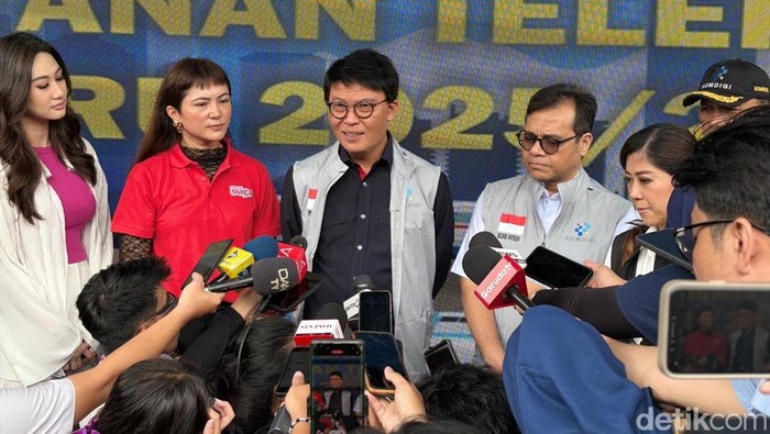 Telkomsel mengungkapkan kendala utama terganggunya proses pemulihan jaringan di Aceh yang terdampak bencana. Disebutkan kalau listrik yang masih belum beroperasi menjadi penyebabnya.