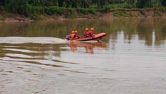 Pria di Muara Enim Terjun ke Sungai Lematang Saat Dikejar Polisi, Korban Hilang