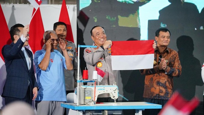 Wakapolri Resmikan Operasional Pabrik Garmen di Pemalang: Bangun Kesejahteraan