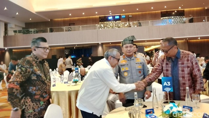Wakil Ketua Dewan Komisioner LPS Hadiri detikcom Regional Summit Riau